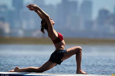 Both passivity and hyperactivity can damage knees