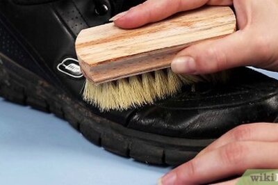 How to Clean Athletic Shoes