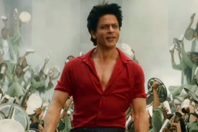 Shah Rukh Khan Seemingly Teases Jawan 2 After Stellar Box Office Opening: 'Visa Ka Hi Wait...'