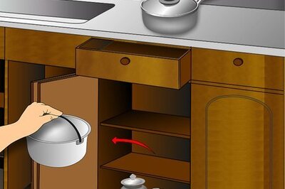 How to Clean Kitchen Cabinets