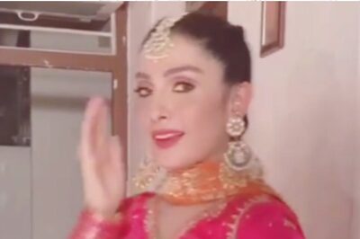Watch: Pakistani Actress Ayeza Khan Dances to Sridevi's 'Mere Haathon Mein' Song