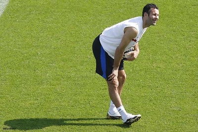 Manchester United greats agree deal to buy lowly Salford City