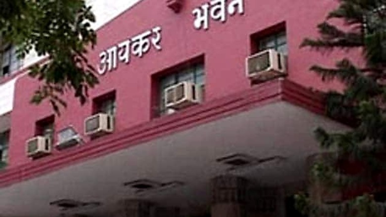 IIT, IIM clients on Income Tax radar