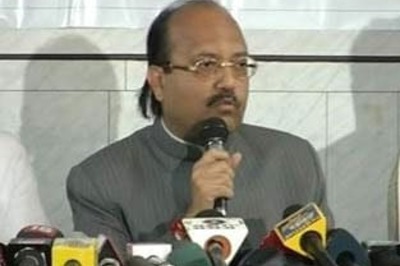 Digvijay insulted Sanjay Dutt's wife: Amar Singh
