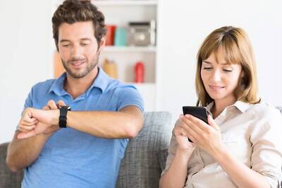 Advertising on Mobile: It's All About 'Stopping the Thumb'