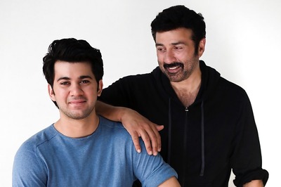 Sunny Deol Shares Son Karan Deol's Photo From His First Day at Shoot