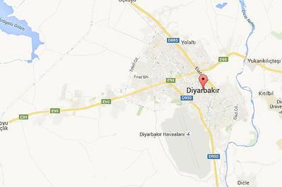 14 wounded in car bomb attack in Turkey's Diyarbakir: Sources