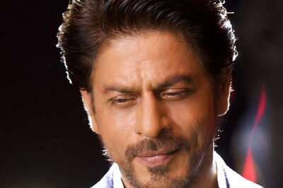 Shah Rukh Khan Strikes a Pose With ODI World Cup Trophy, ICC Shares Photo