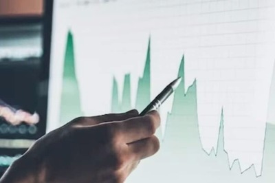 CDSL Shares Fall 6% After Standard Chartered Likely Sells 7.18% Stake For Rs 1,722 Crore