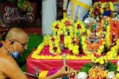 This Telangana Temple Offers Exclusive Golden Tulsi And Flower Pujas On Weekends