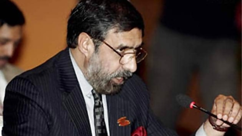Next step on FDI in retail at appropriate time: Sharma
