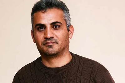 Palestinian filmmaker detained in LA on the way to Oscars