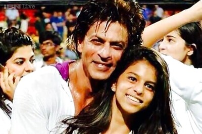 Snapshot: Shah Rukh Khan 'reinvents the (cart) wheel' at KKR success celebrations