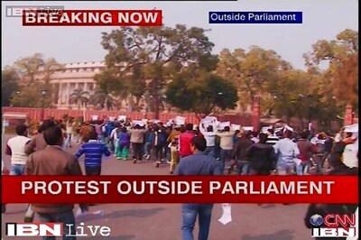 UPSC aspirants, protesting near PM's residence, detained