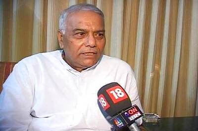 Yashwant Sinha wants govt to suspend dialogue with Pak