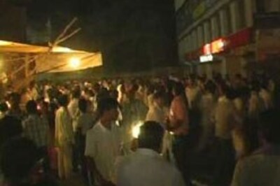 77 killed in Iraq twin blasts