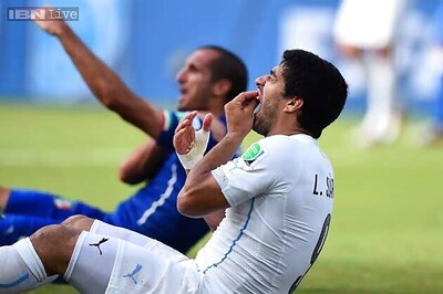 World Cup 2014: Luis Suarez flies home after World Cup expulsion
