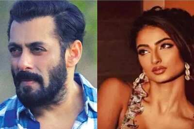 Salman Khan Has Rule Against Women Wearing Plunging Necklines on Set, Reveals Palak Tiwari, Says 'Koi Bhi Ladki...'