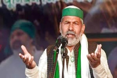 Support Those Who Will Stand by the Farmers: Tikait at Mahapanchayat in Kolkata and Nandigram