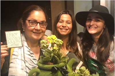Alia and Shaheen Celebrate Sister Pooja Bhatt's Birthday, See Pic