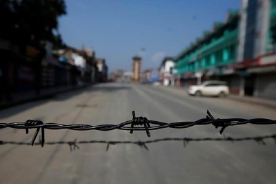 Restrictions Imposed in Parts of Srinagar Lifted, Normal Life Remains Affected on 76th Day