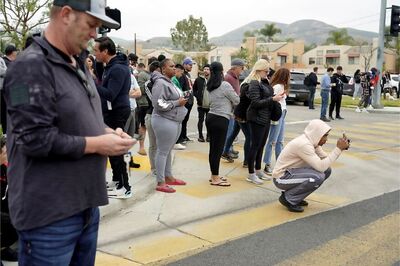 US Lawmakers Push for New Helicopter Safety Equipment after Kobe Bryant Crash