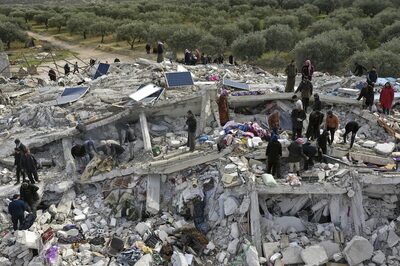 We Are Fine, Yet Not Fine: Turkish People Living in Delhi