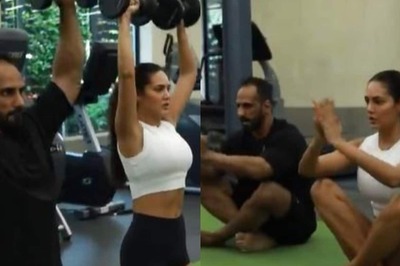 Esha Gupta Sweats It Out in the Gym, Says She is Getting 'Stronger Everyday', Watch