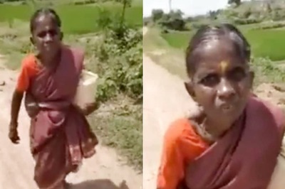 80-year-old Woman Walks 8 km Barefoot to Tie Rakhi to Her Brother in Telangana, Video Goes Viral