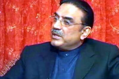 Zardari says Taliban and not India, a threat to Pak