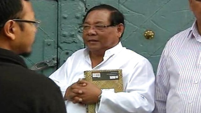Cong to act against Netam for backing Sangma
