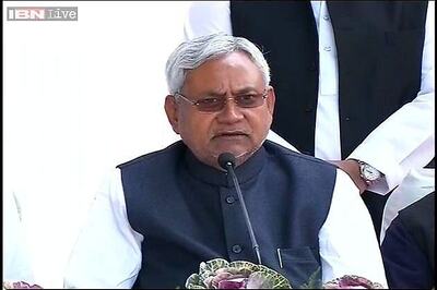 Bihar: Nitish Kumar to stake claim to form government on Sunday after JDU MLAs elect him as their leader