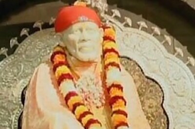 No gold throne for Sai Baba for now