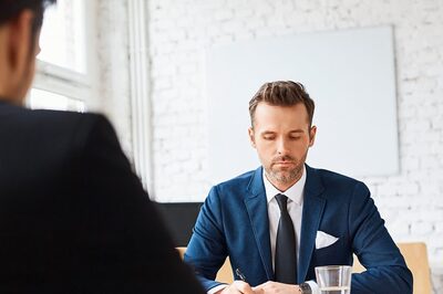 Stand Out From The Crowd: 6 Strategies To Ace Mass-Hiring Interviews