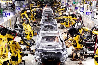 Govt asks Auto Companies to Reduce Loyalties to Foreign Parent Firms to Boost Local Investment