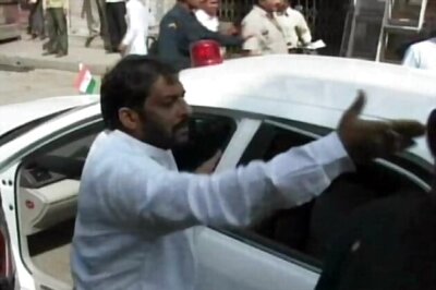 SC issues notice to Kanda for beating INLD workers