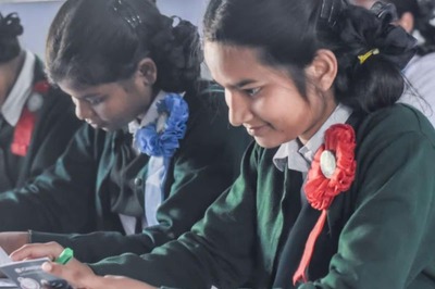 Delhi Schools Resume Classes Today, Timings Changed Due to Foggy Conditions