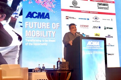 Nitin Gadkari Asks Auto Makers to Be Quality Centric, Not Cost-Centric