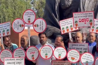 Massive Drama in Bengaluru as BJP Tries to Lock CM Office, Clash with Cops; Team Sidda Protests in Delhi | Centre vs South Updates