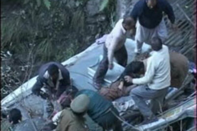 45 killed as bus falls into a gorge near  Shimla