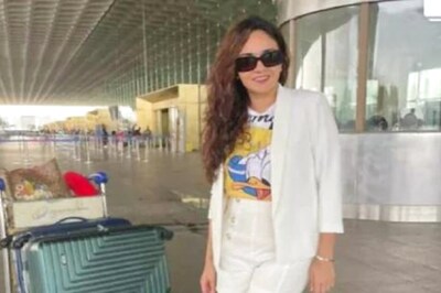 Amruta Khanvilkar Spotted at Mumbai Airport, Jets Off To Abu Dhabi For IIFA 2022