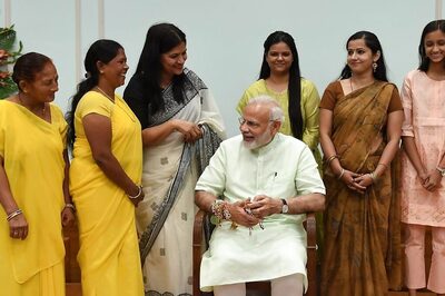 LPG Cylinder Prices Slashed by Rs 200: PM Modi’s Rakhi, Onam Gift Fuels ‘Poll Fest’ Talk