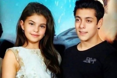 Jacqueline Fernandez's Quirky Message as Salman Khan Turns 55