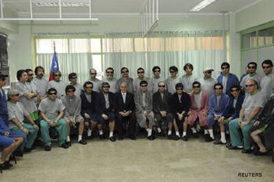 Cracks appear in Chile miners' 'pact of silence'