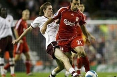 Arsenal draw with Liverpool, regain top spot in EPL