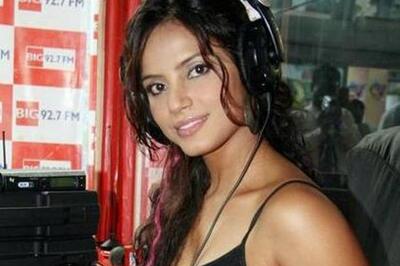 Neetu Chandra V/s Veena Malik in Bigg Boss?