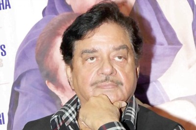 BJP leader Shatrughan Sinha meets Nitish Kumar, says he is 'guardian' of Bihar