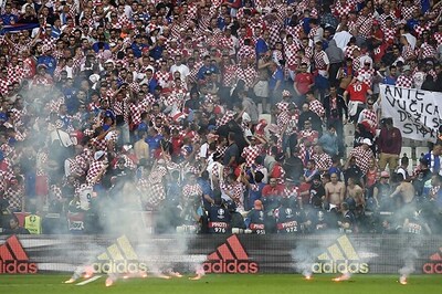 Croatia-Czech Republic Match Halted by Flares
