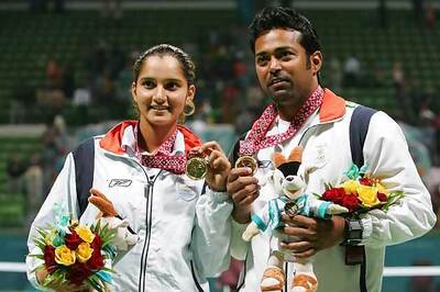 'Sania should support Paes from left-side court'