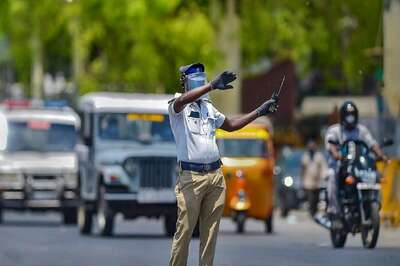 Tamil Nadu Police Constable Seeks Motorist's Caste Details for Issuing Challan, Transferred